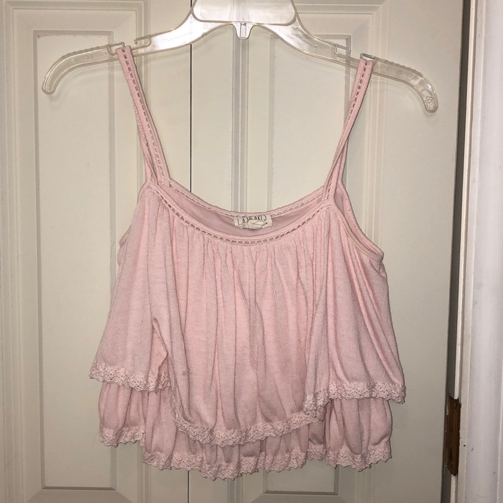 pink tank top